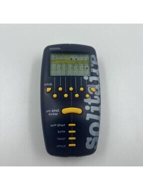 Radica Pocket Solitaire Electronic Handheld Game Vintage 1998 90s Tested-Works